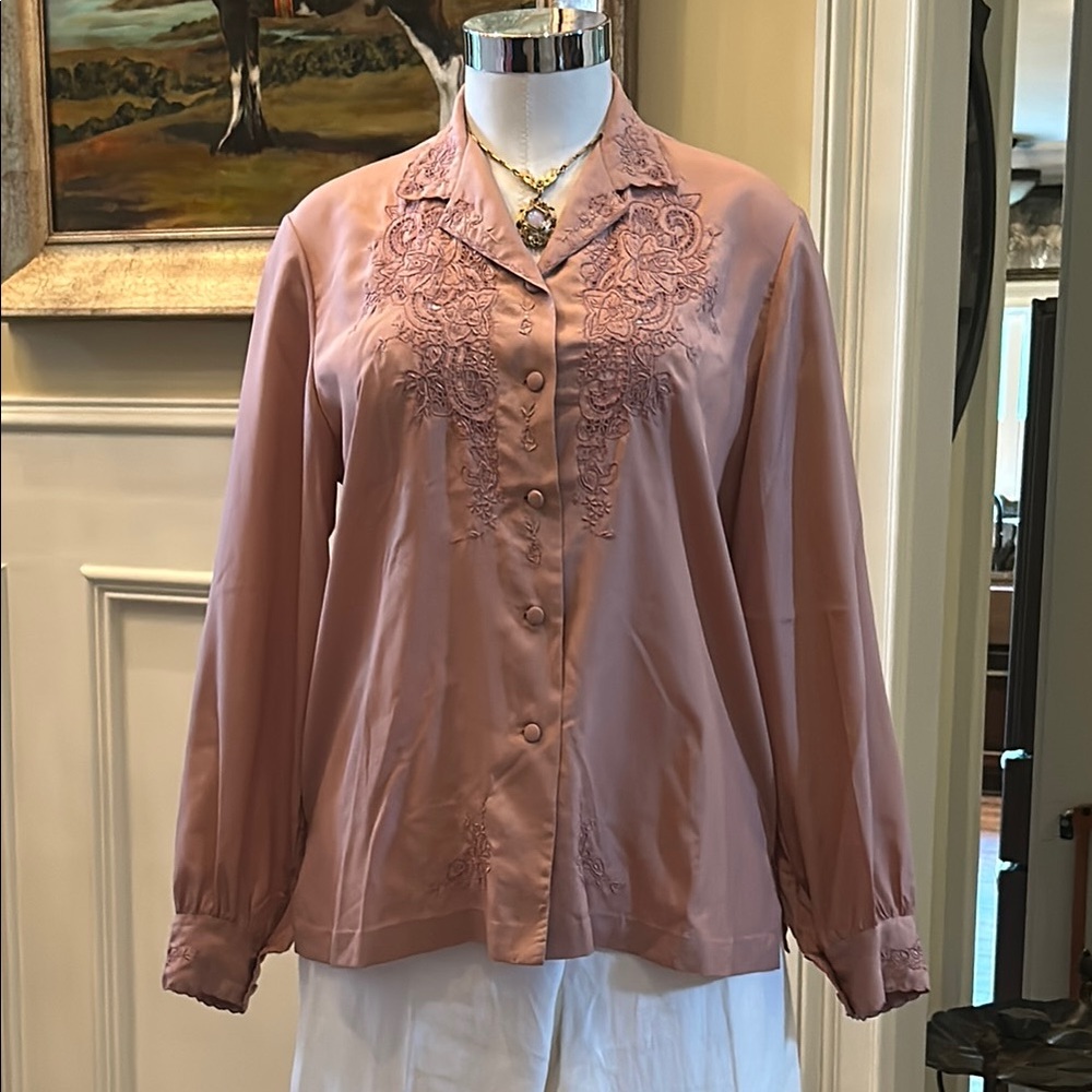 Rose Brand Sz 40 Elegant Pink Cutout Applique Women's Silk Blouse GVC